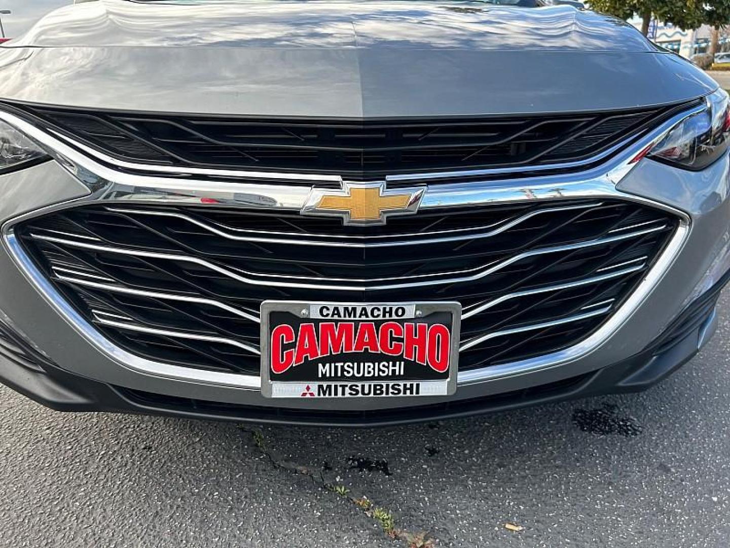 2024 GRAY Chevrolet Malibu (1G1ZD5ST8RF) with an 4-Cyl Turbo 1.5 Liter engine, Automatic CVT transmission, located at 412 Auto Vista Drive, Palmdale, CA, 93551, (661) 945-0620, 34.592636, -118.136681 - Photo#9