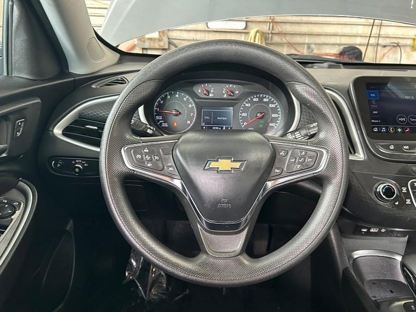 2024 GRAY Chevrolet Malibu (1G1ZD5ST8RF) with an 4-Cyl Turbo 1.5 Liter engine, Automatic CVT transmission, located at 412 Auto Vista Drive, Palmdale, CA, 93551, (661) 945-0620, 34.592636, -118.136681 - Photo#20