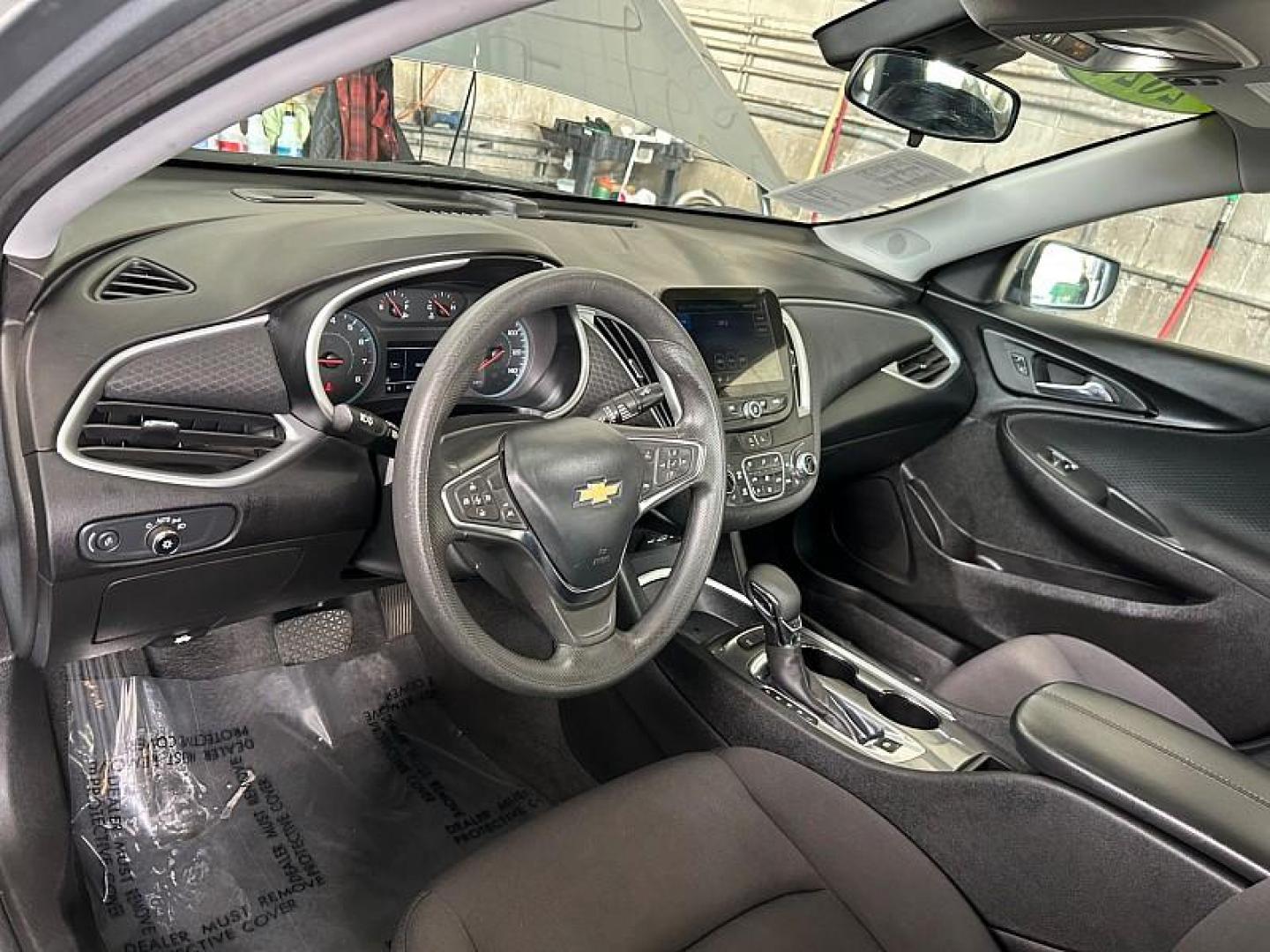 2024 GRAY Chevrolet Malibu (1G1ZD5ST8RF) with an 4-Cyl Turbo 1.5 Liter engine, Automatic CVT transmission, located at 412 Auto Vista Drive, Palmdale, CA, 93551, (661) 945-0620, 34.592636, -118.136681 - Photo#22