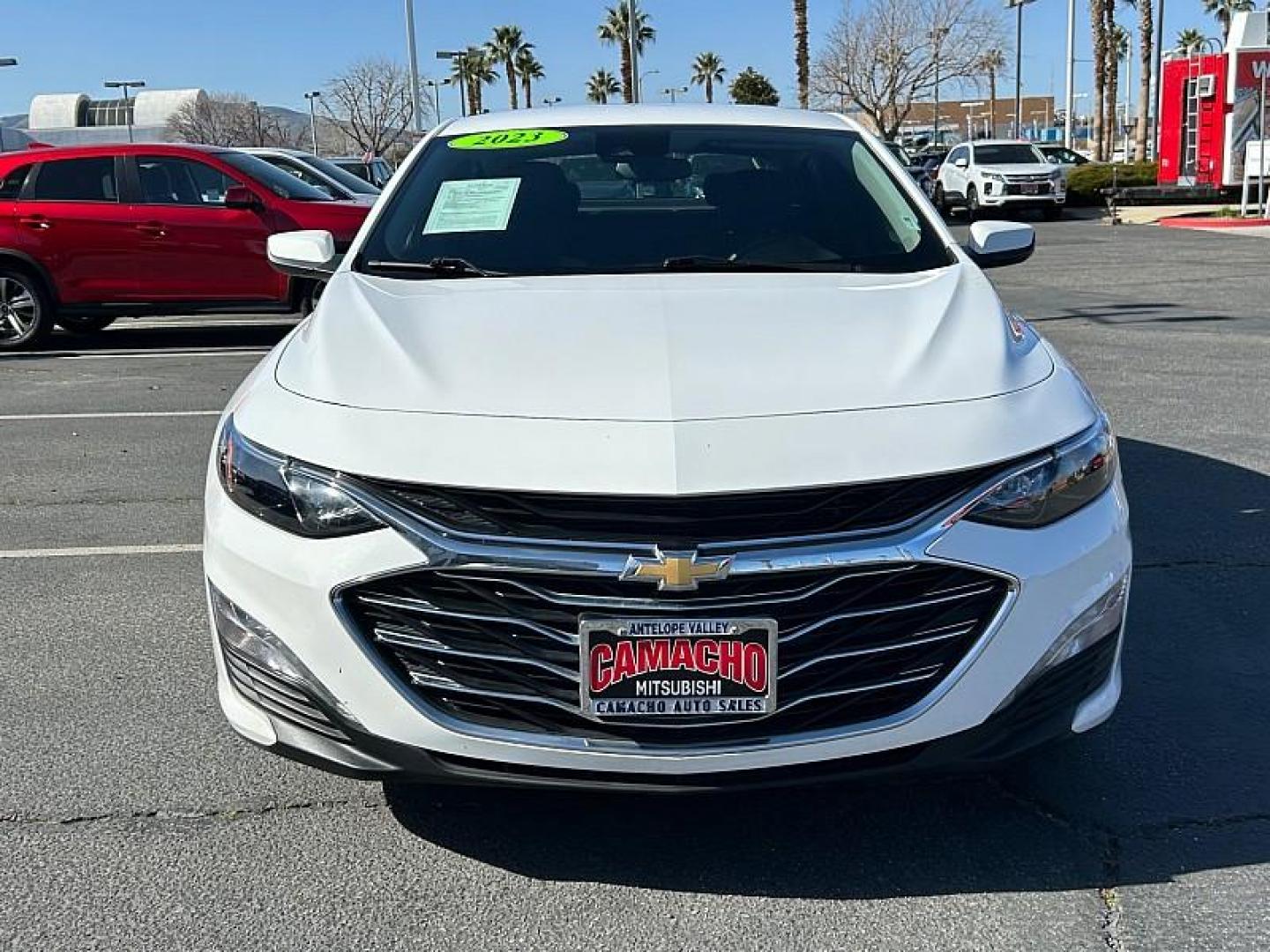 2023 WHITE Chevrolet Malibu (1G1ZD5ST7PF) with an 4-Cyl Turbo 1.5 Liter engine, Automatic CVT transmission, located at 412 Auto Vista Drive, Palmdale, CA, 93551, (661) 945-0620, 34.592636, -118.136681 - Photo#4