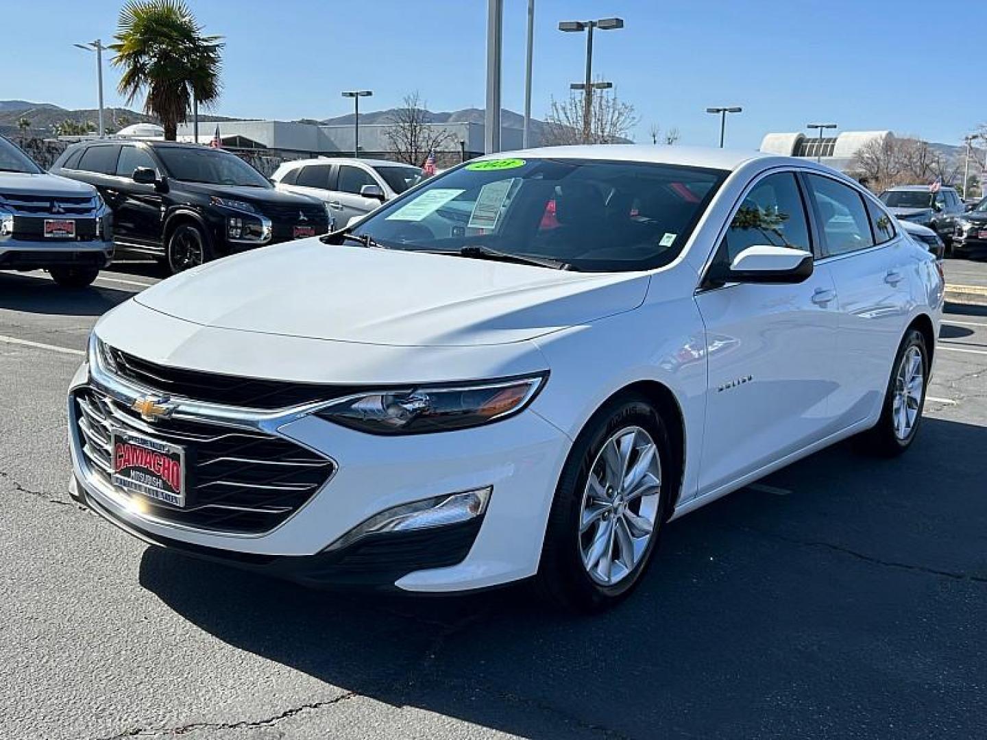 2023 WHITE Chevrolet Malibu (1G1ZD5ST7PF) with an 4-Cyl Turbo 1.5 Liter engine, Automatic CVT transmission, located at 412 Auto Vista Drive, Palmdale, CA, 93551, (661) 945-0620, 34.592636, -118.136681 - Photo#6