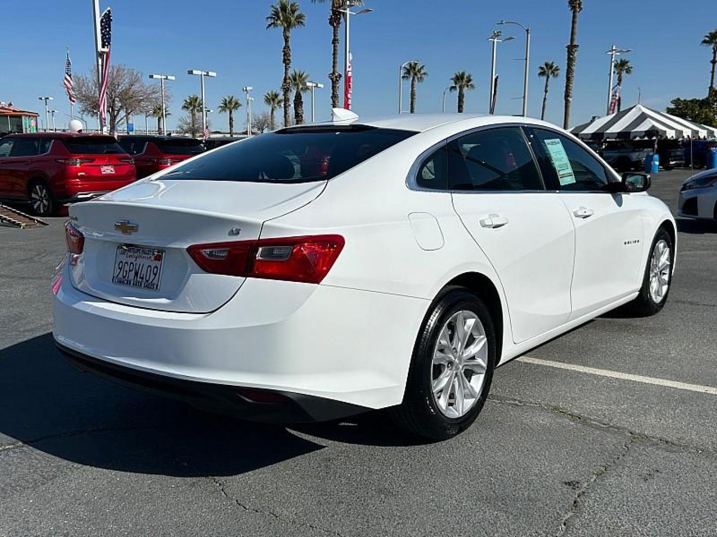 2023 WHITE Chevrolet Malibu (1G1ZD5ST7PF) with an 4-Cyl Turbo 1.5 Liter engine, Automatic CVT transmission, located at 412 Auto Vista Drive, Palmdale, CA, 93551, (661) 945-0620, 34.592636, -118.136681 - Photo#11