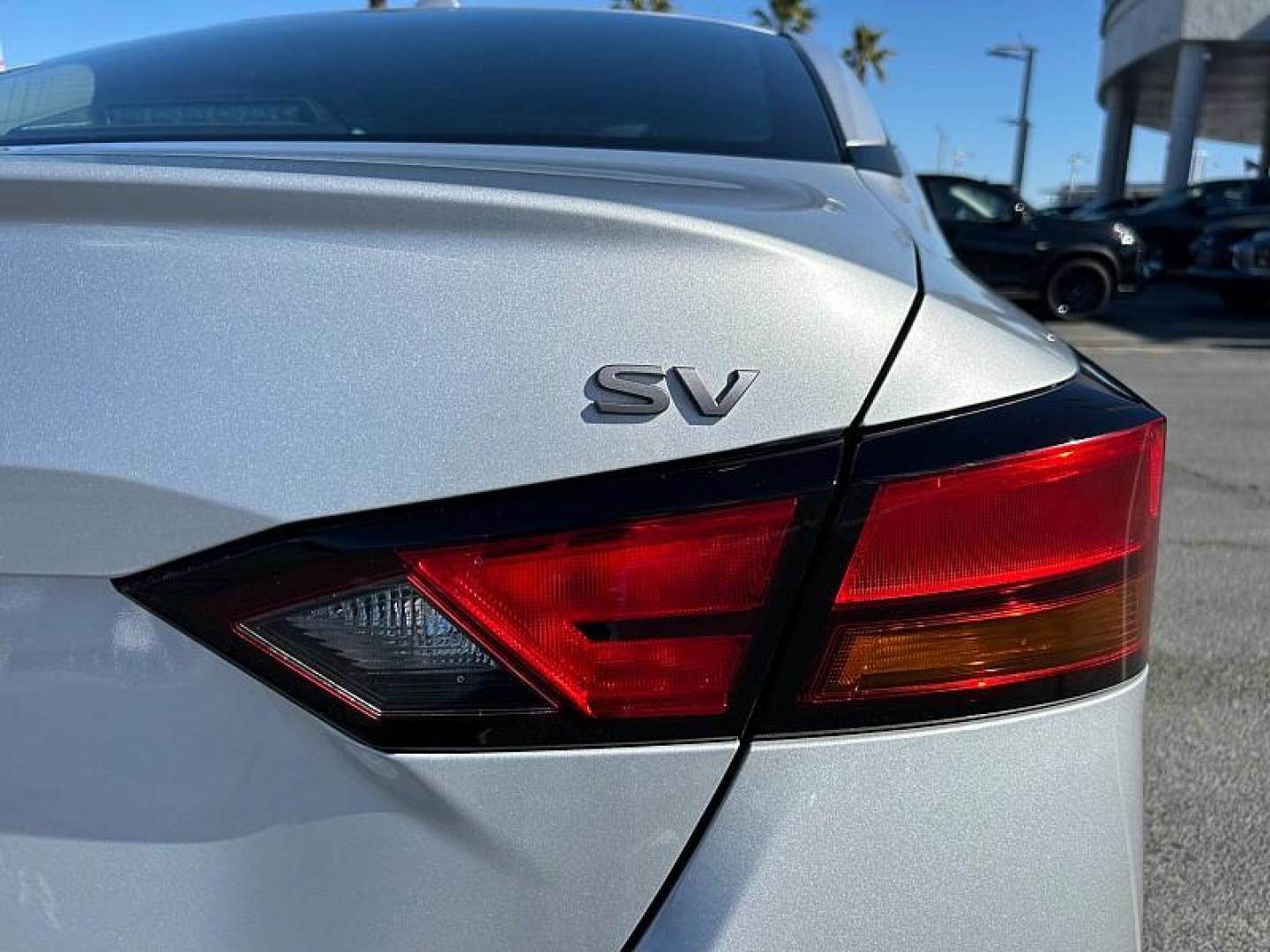 2024 SILVER Nissan Altima (1N4BL4DV4RN) with an 4-Cyl 2.5 Liter engine, Automatic Xtronic CVT transmission, located at 412 Auto Vista Drive, Palmdale, CA, 93551, (661) 945-0620, 34.592636, -118.136681 - Photo#23