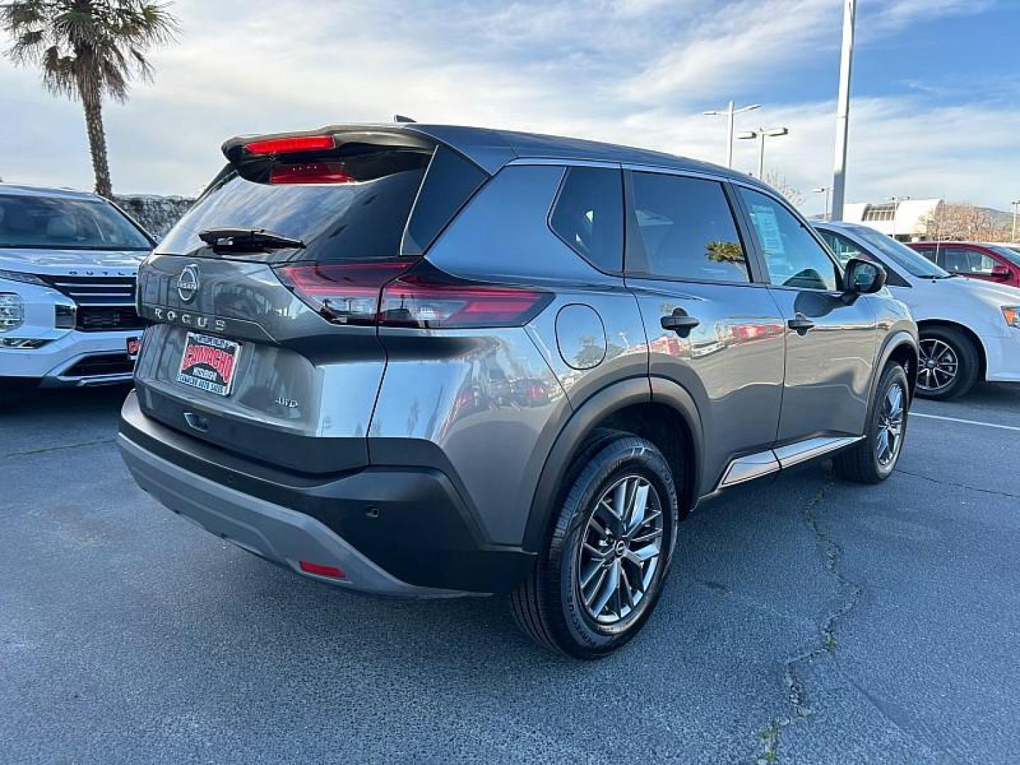 2023 GRAY Nissan Rogue (5N1BT3AB4PC) with an 3-Cyl Turbo 1.5 Liter engine, Automatic CVT w/Xtronic transmission, located at 412 Auto Vista Drive, Palmdale, CA, 93551, (661) 945-0620, 34.592636, -118.136681 - Photo#8
