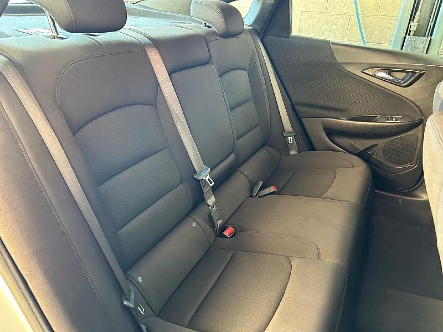 2023 WHITE Chevrolet Malibu (1G1ZD5ST2PF) with an 4-Cyl Turbo 1.5 Liter engine, Automatic CVT transmission, located at 412 Auto Vista Drive, Palmdale, CA, 93551, (661) 945-0620, 34.592636, -118.136681 - Photo#22