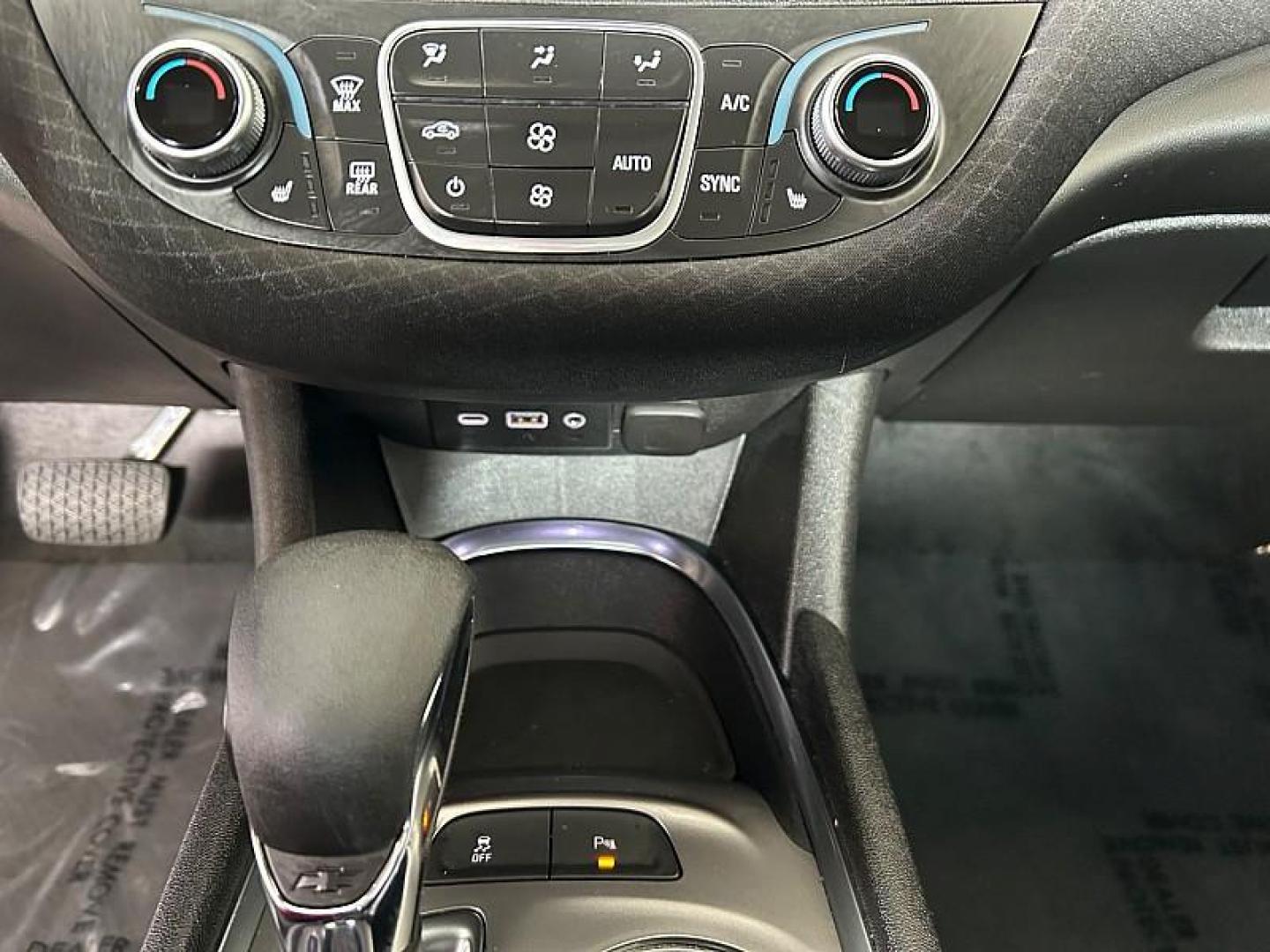 2024 SILVER Nissan Altima (1N4BL4DV3RN) with an 4-Cyl 2.5 Liter engine, Automatic Xtronic CVT transmission, located at 412 Auto Vista Drive, Palmdale, CA, 93551, (661) 945-0620, 34.592636, -118.136681 - Photo#53