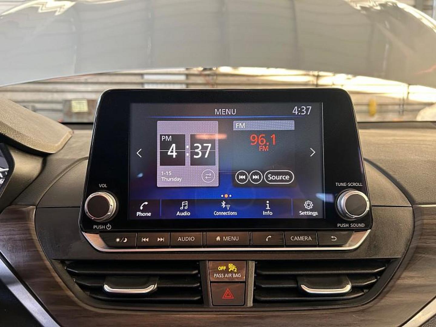 2024 SILVER Nissan Altima (1N4BL4DV3RN) with an 4-Cyl 2.5 Liter engine, Automatic Xtronic CVT transmission, located at 412 Auto Vista Drive, Palmdale, CA, 93551, (661) 945-0620, 34.592636, -118.136681 - Photo#58