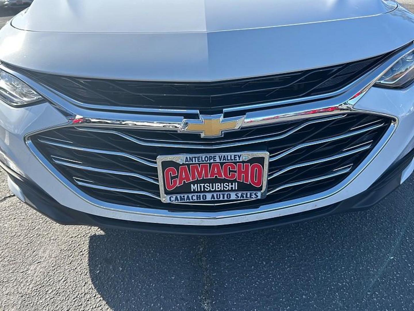 2024 WHITE Chevrolet Malibu (1G1ZE5ST4RF) with an 4-Cyl Turbo 1.5 Liter engine, Automatic CVT transmission, located at 412 Auto Vista Drive, Palmdale, CA, 93551, (661) 945-0620, 34.592636, -118.136681 - Photo#12