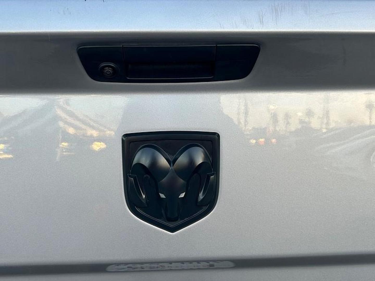 2024 SILVER Ram 1500 Classic 2WD (1C6RR6LG1RS) with an 6-Cyl 3.6 Liter engine, Automatic 8-Spd transmission, located at 412 Auto Vista Drive, Palmdale, CA, 93551, (661) 945-0620, 34.592636, -118.136681 - Photo#12