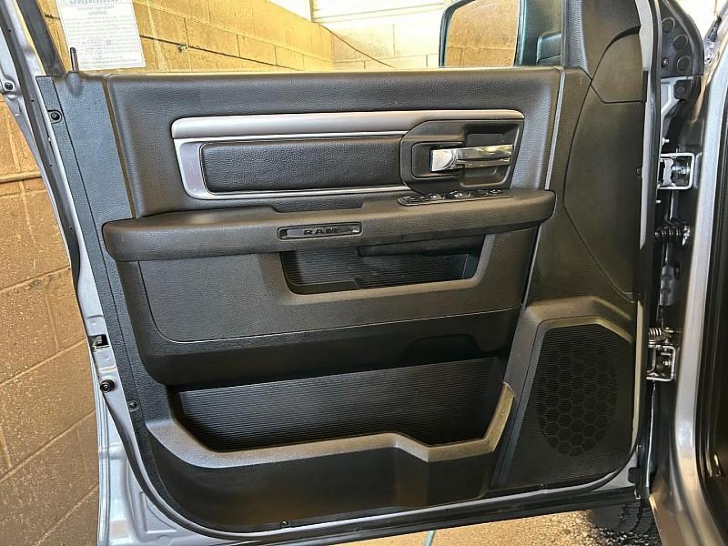 2024 SILVER Ram 1500 Classic 2WD (1C6RR6LG1RS) with an 6-Cyl 3.6 Liter engine, Automatic 8-Spd transmission, located at 412 Auto Vista Drive, Palmdale, CA, 93551, (661) 945-0620, 34.592636, -118.136681 - Photo#16