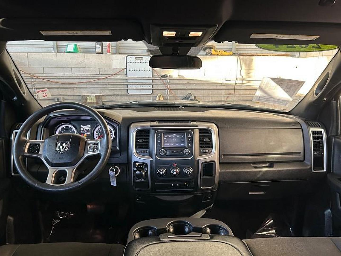 2024 SILVER Ram 1500 Classic 2WD (1C6RR6LG1RS) with an 6-Cyl 3.6 Liter engine, Automatic 8-Spd transmission, located at 412 Auto Vista Drive, Palmdale, CA, 93551, (661) 945-0620, 34.592636, -118.136681 - Photo#18