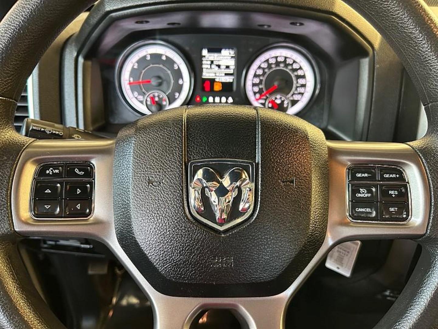 2024 SILVER Ram 1500 Classic 2WD (1C6RR6LG1RS) with an 6-Cyl 3.6 Liter engine, Automatic 8-Spd transmission, located at 412 Auto Vista Drive, Palmdale, CA, 93551, (661) 945-0620, 34.592636, -118.136681 - Photo#19