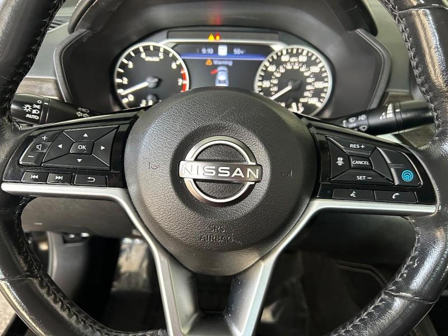 2023 BLACK Nissan Altima (1N4BL4EV1PN) with an 4-Cyl 2.5 Liter engine, Automatic Xtronic CVT transmission, located at 412 Auto Vista Drive, Palmdale, CA, 93551, (661) 945-0620, 34.592636, -118.136681 - Photo#18