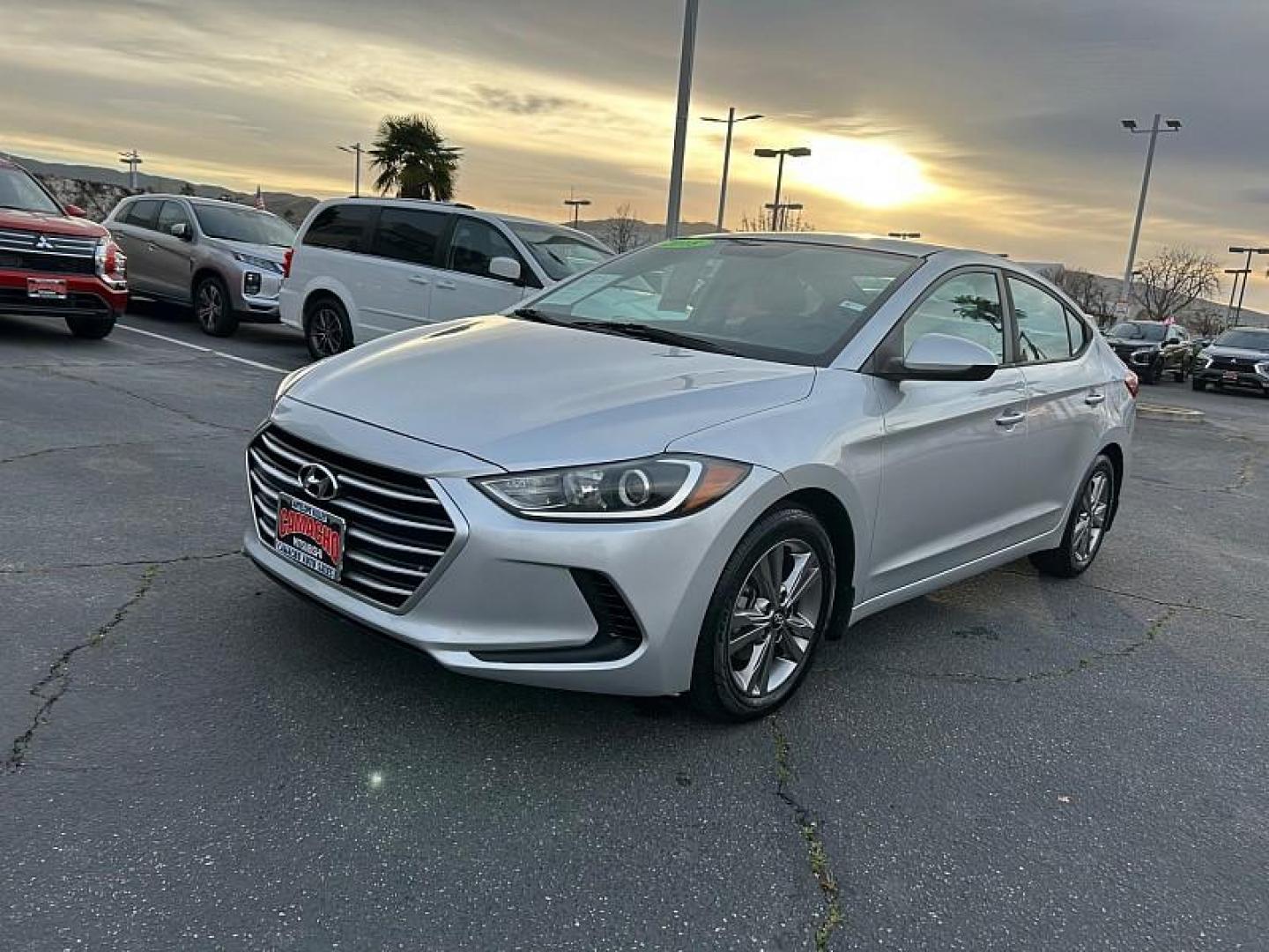 2018 SILVER Hyundai Elantra (KMHD84LF6JU) with an 4-Cyl 2.0 Liter engine, Auto 6-Spd Shiftronic transmission, located at 412 Auto Vista Drive, Palmdale, CA, 93551, (661) 945-0620, 34.592636, -118.136681 - Photo#2