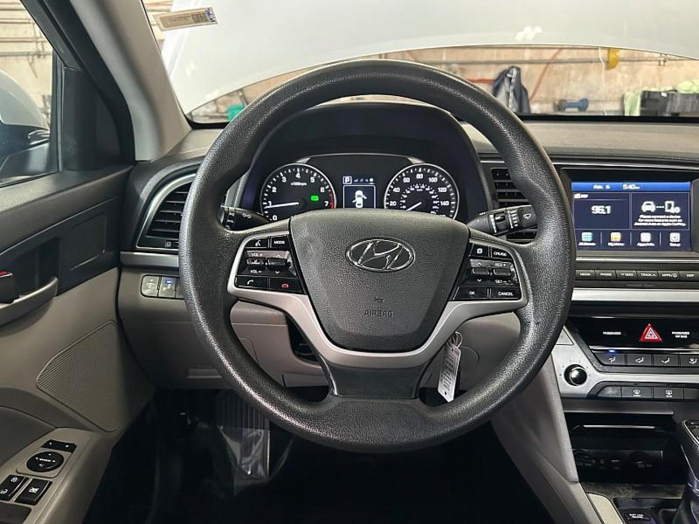 2018 SILVER Hyundai Elantra (KMHD84LF6JU) with an 4-Cyl 2.0 Liter engine, Auto 6-Spd Shiftronic transmission, located at 412 Auto Vista Drive, Palmdale, CA, 93551, (661) 945-0620, 34.592636, -118.136681 - Photo#19