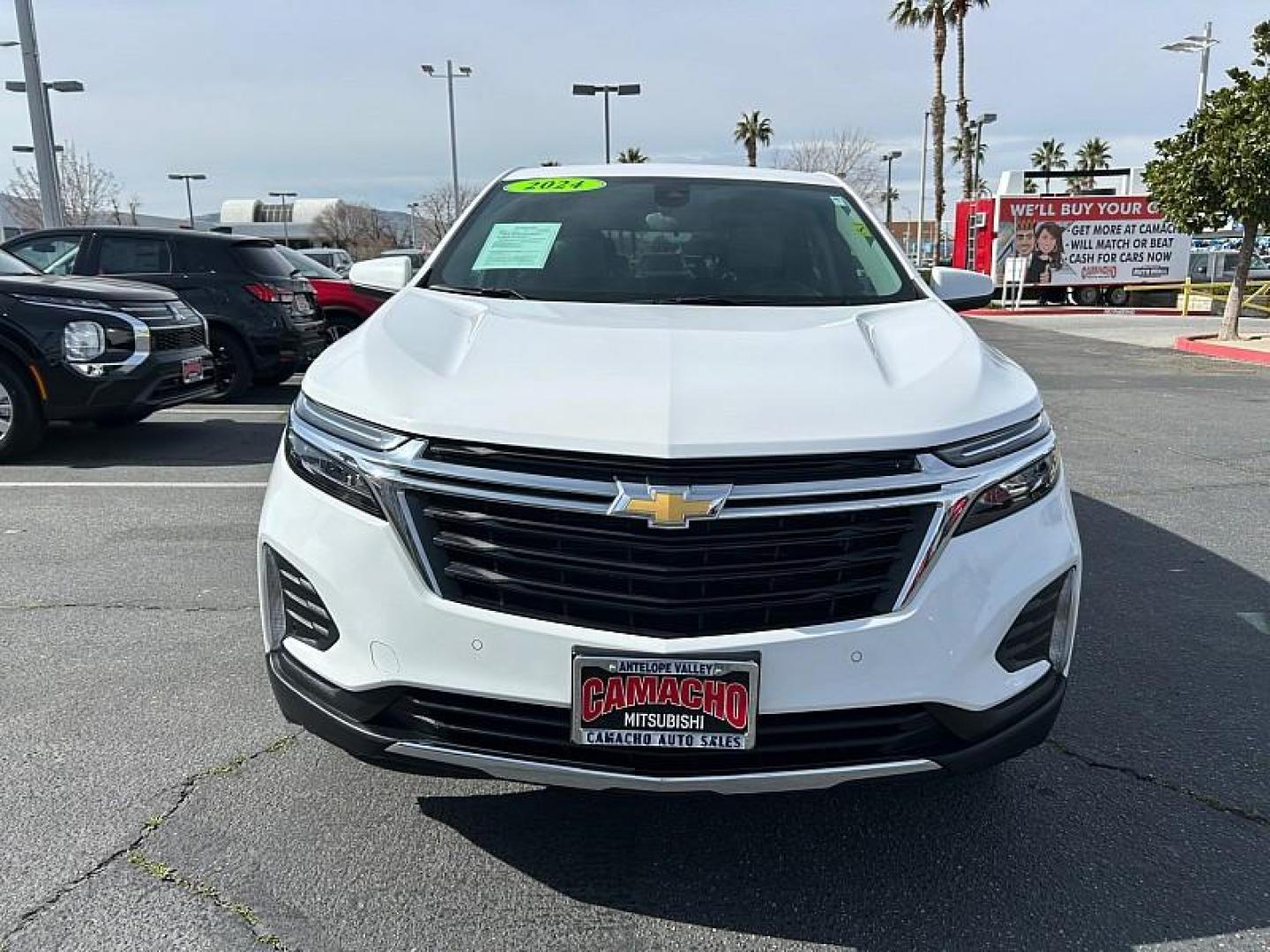 2024 WHITE Chevrolet Equinox (3GNAXUEG9RL) with an 4-Cyl Turbo 1.5 Liter engine, Automatic 6-Spd w/Overdrive transmission, located at 412 Auto Vista Drive, Palmdale, CA, 93551, (661) 945-0620, 34.592636, -118.136681 - Photo#5