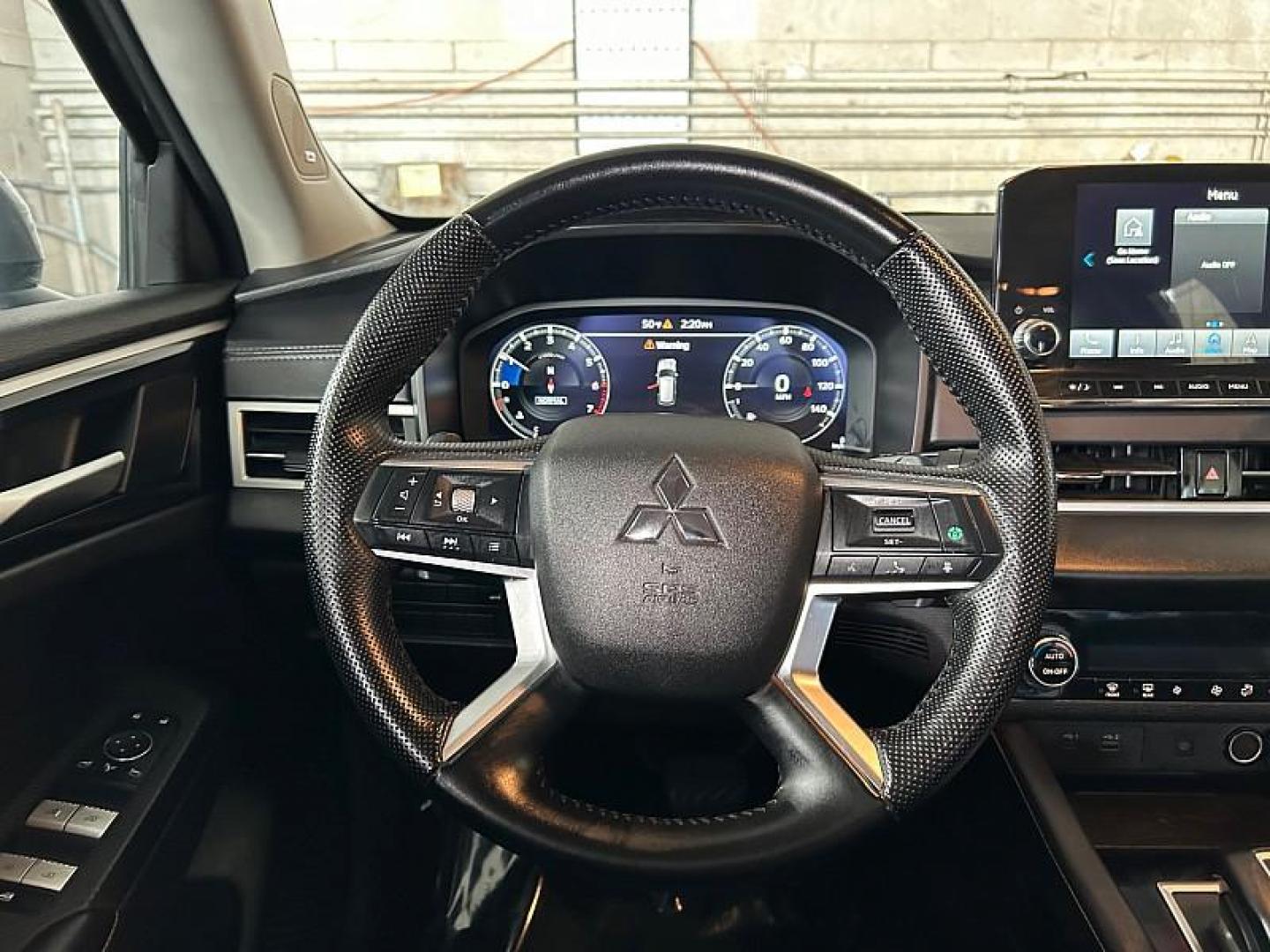 2024 SILVER Mitsubishi Outlander (JA4J3VA80RZ) with an 4-Cyl 2.5 Liter engine, Automatic CVT transmission, located at 412 Auto Vista Drive, Palmdale, CA, 93551, (661) 945-0620, 34.592636, -118.136681 - Photo#21