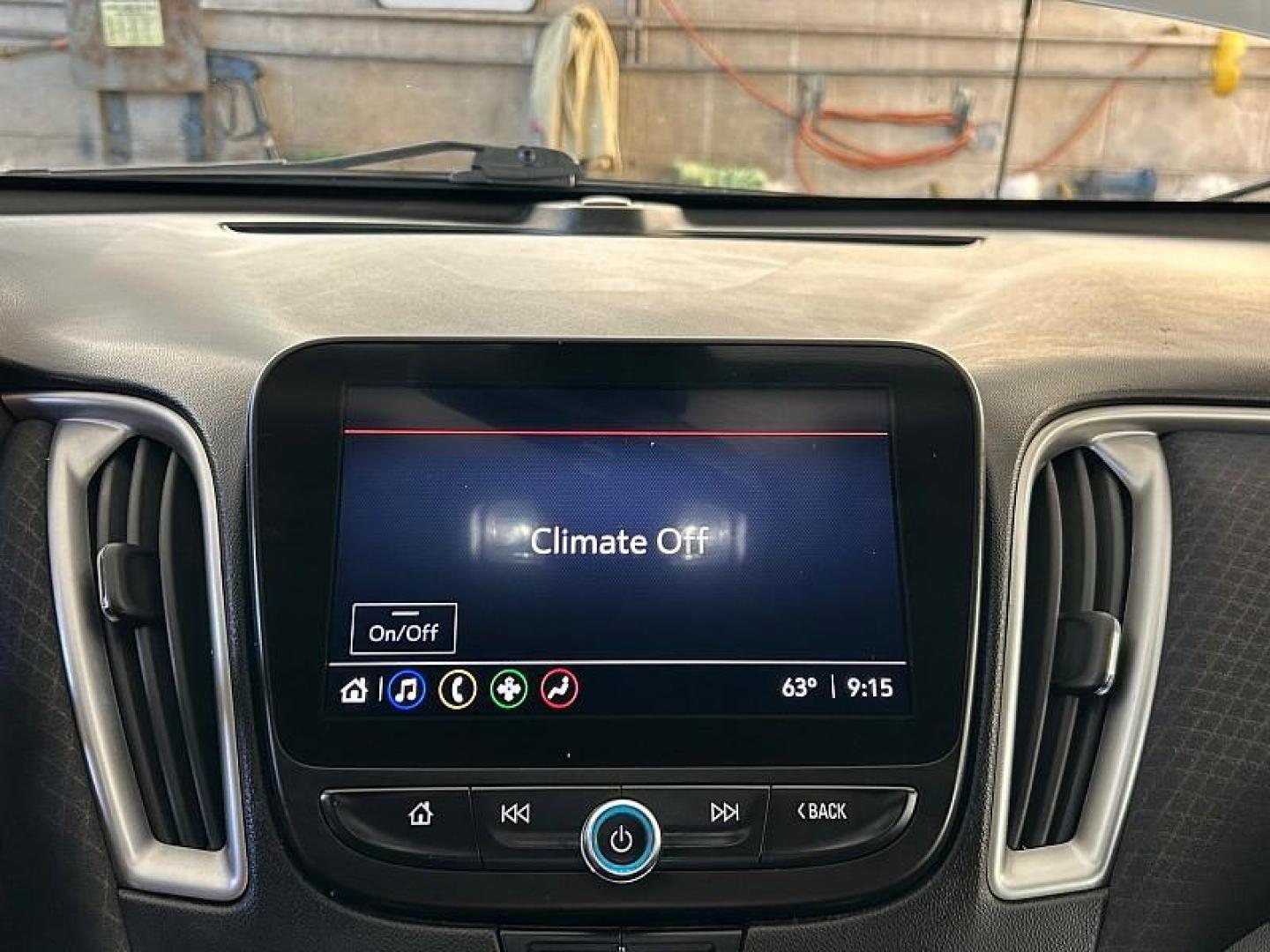 2022 silver Chevrolet Malibu (1G1ZD5ST3NF) with an 4-Cyl Turbo 1.5 Liter engine, Automatic CVT transmission, located at 412 Auto Vista Drive, Palmdale, CA, 93551, (661) 945-0620, 34.592636, -118.136681 - Photo#23