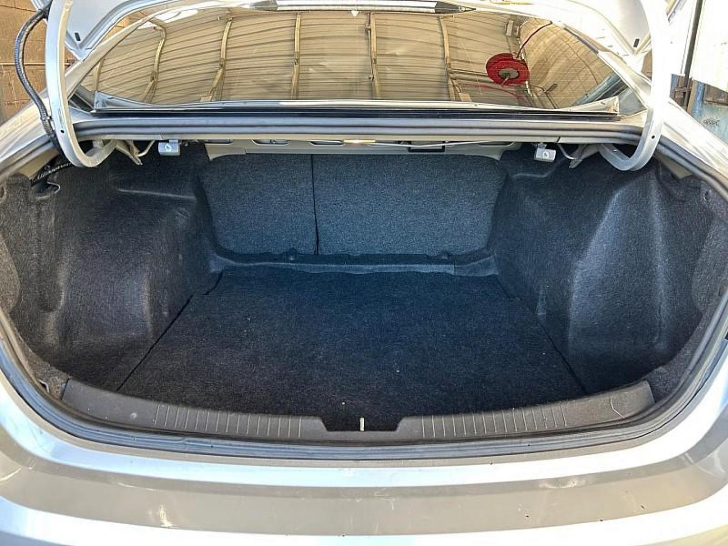 2022 silver Chevrolet Malibu (1G1ZD5ST3NF) with an 4-Cyl Turbo 1.5 Liter engine, Automatic CVT transmission, located at 412 Auto Vista Drive, Palmdale, CA, 93551, (661) 945-0620, 34.592636, -118.136681 - Photo#32