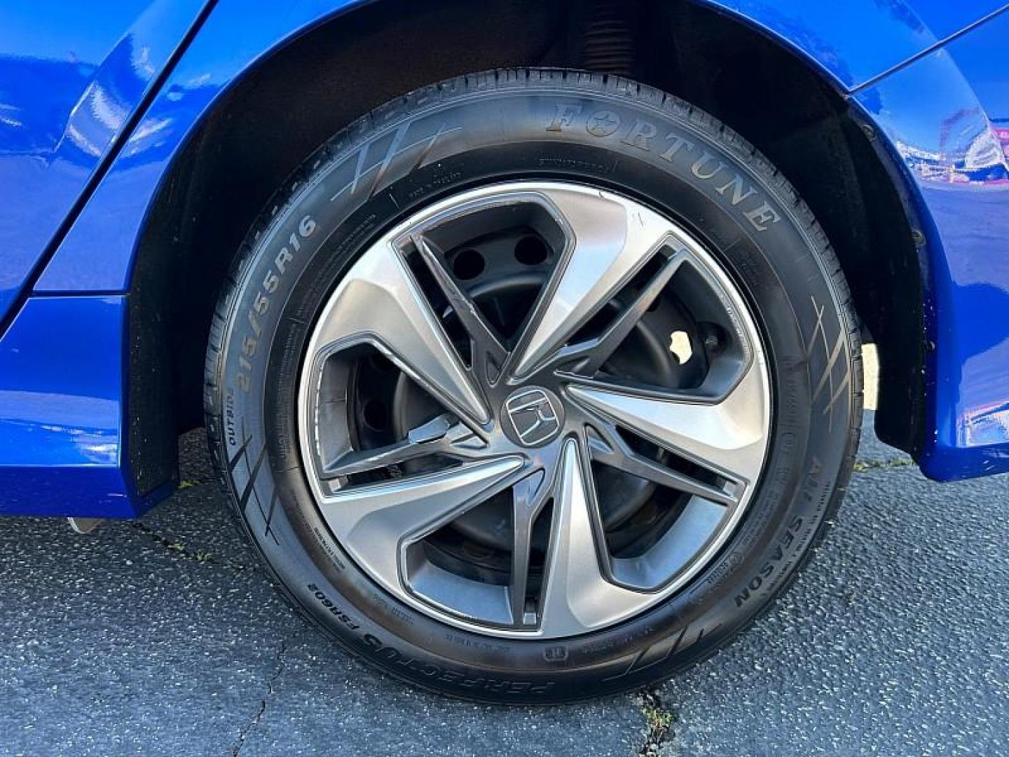 2019 BLUE Honda Civic Sedan (2HGFC2F64KH) with an 4-Cyl 2 Liter engine, Automatic CVT transmission, located at 412 Auto Vista Drive, Palmdale, CA, 93551, (661) 945-0620, 34.592636, -118.136681 - Photo#13