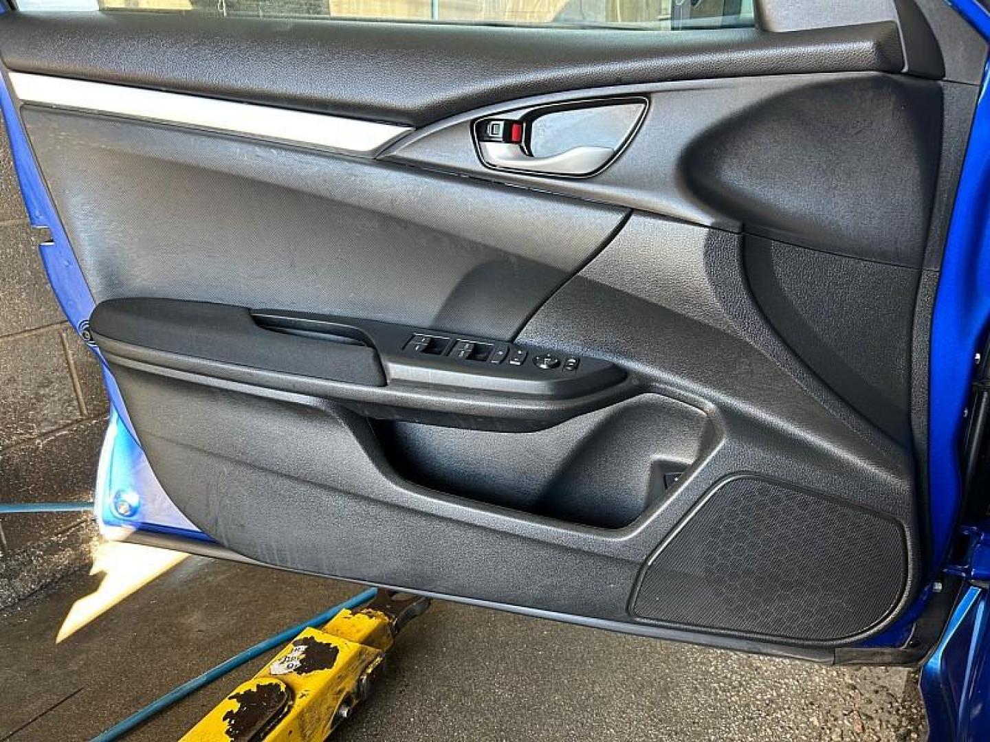 2019 BLUE Honda Civic Sedan (2HGFC2F64KH) with an 4-Cyl 2 Liter engine, Automatic CVT transmission, located at 412 Auto Vista Drive, Palmdale, CA, 93551, (661) 945-0620, 34.592636, -118.136681 - Photo#16