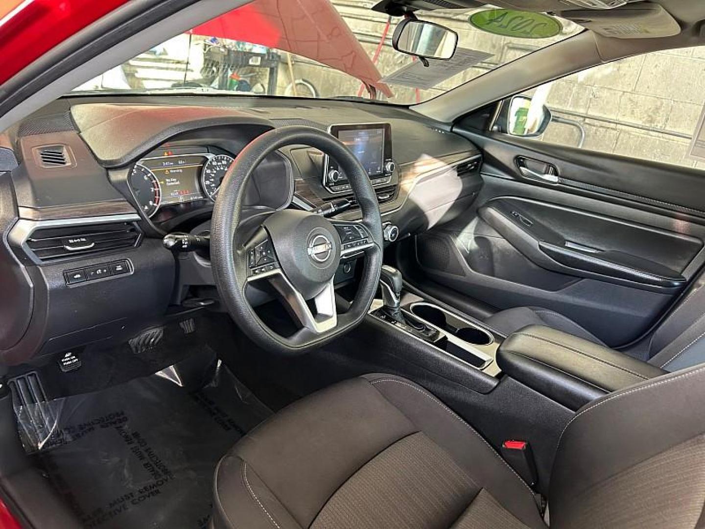 2024 RED Nissan Altima (1N4BL4DVXRN) with an 4-Cyl 2.5 Liter engine, Automatic Xtronic CVT transmission, located at 412 Auto Vista Drive, Palmdale, CA, 93551, (661) 945-0620, 34.592636, -118.136681 - Photo#18