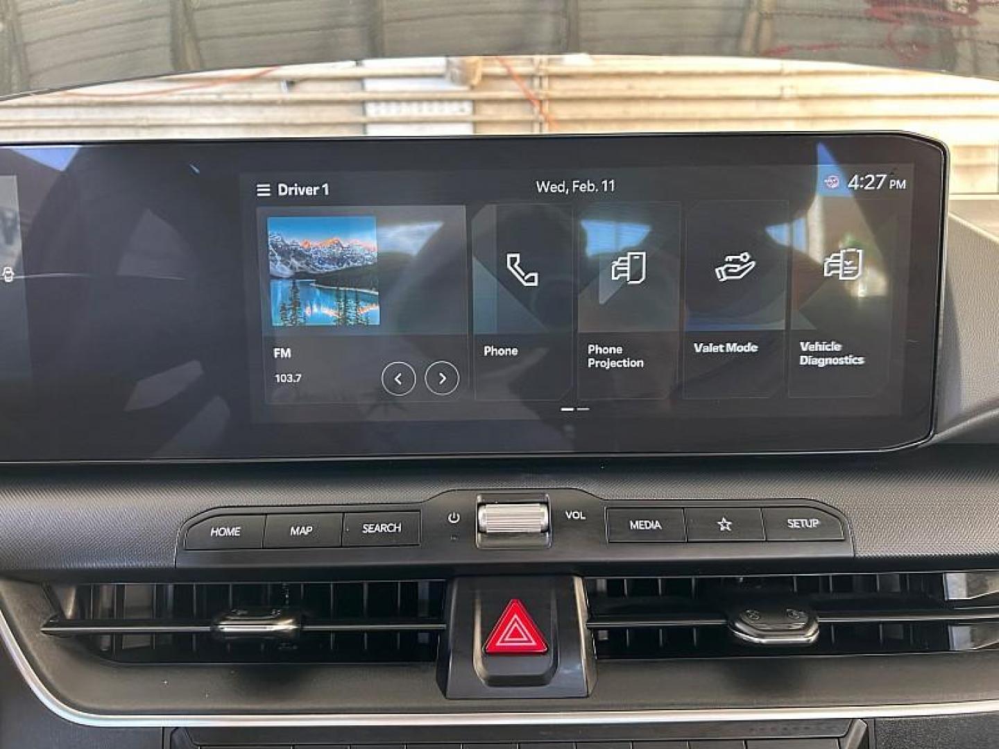 2025 BLACK Kia K4 (3KPFT4DE5SE) with an 4-Cyl 2.0 Liter engine, Automatic IVT transmission, located at 412 Auto Vista Drive, Palmdale, CA, 93551, (661) 945-0620, 34.592636, -118.136681 - Photo#22