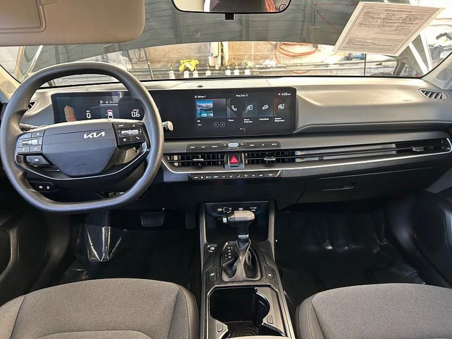 2025 BLACK Kia K4 (3KPFT4DE5SE) with an 4-Cyl 2.0 Liter engine, Automatic IVT transmission, located at 412 Auto Vista Drive, Palmdale, CA, 93551, (661) 945-0620, 34.592636, -118.136681 - Photo#23