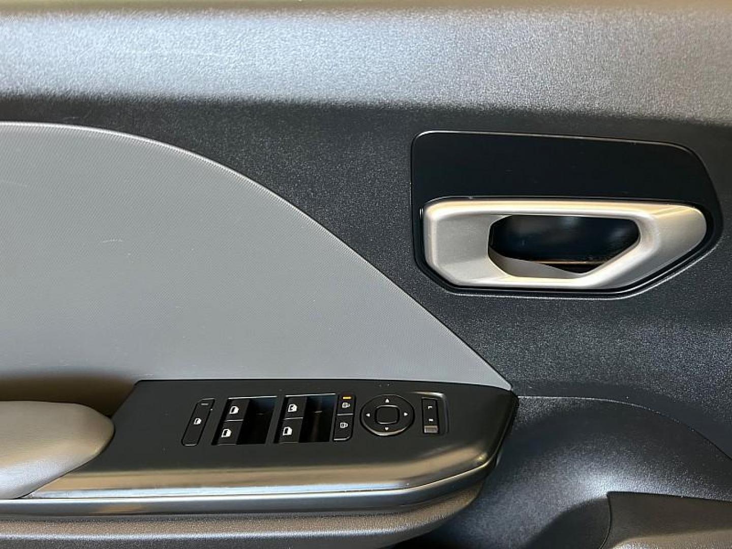 2025 BLACK Kia K4 (3KPFT4DE5SE) with an 4-Cyl 2.0 Liter engine, Automatic IVT transmission, located at 412 Auto Vista Drive, Palmdale, CA, 93551, (661) 945-0620, 34.592636, -118.136681 - Photo#29