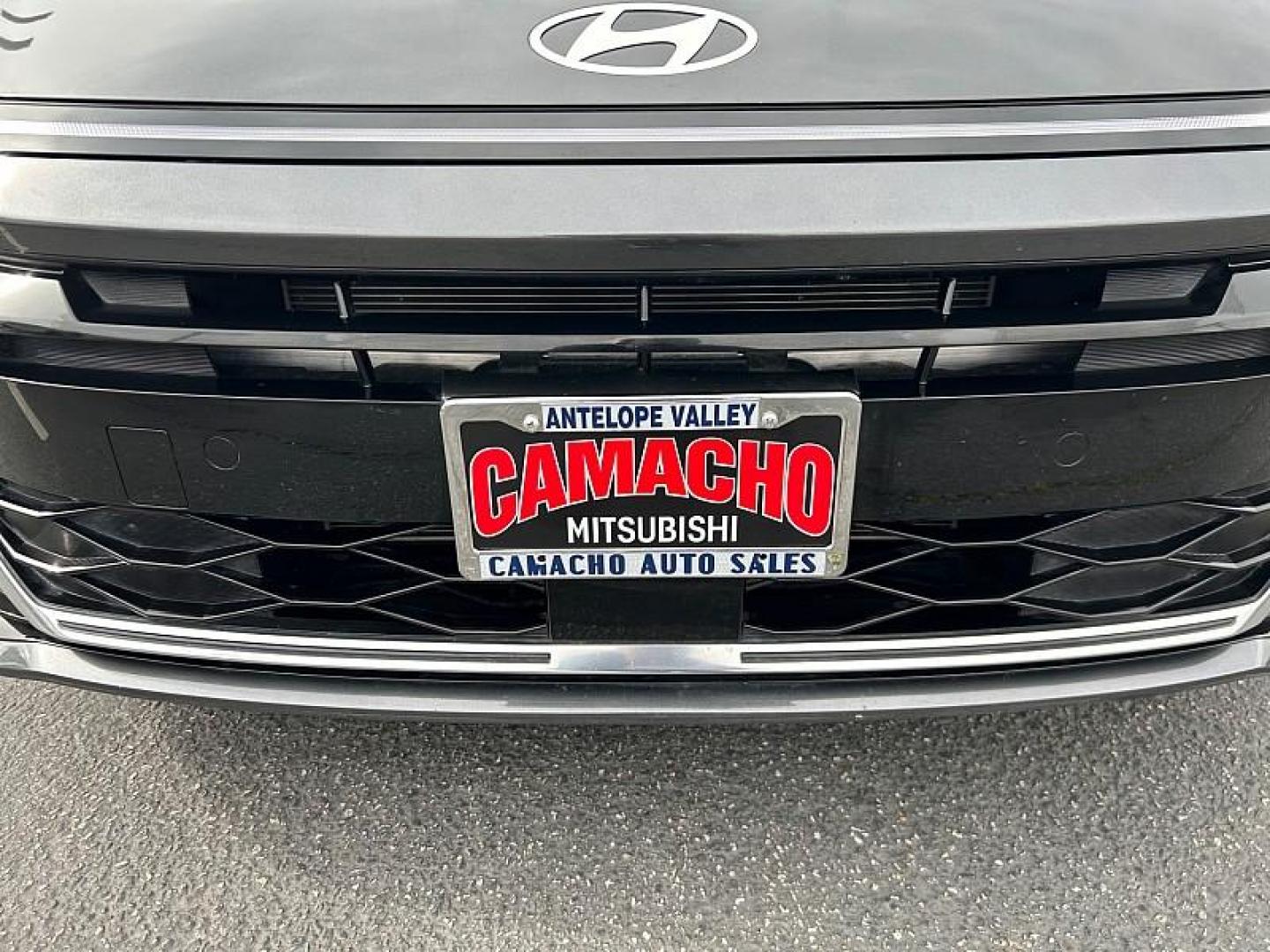 2025 BLACK Hyundai Sonata (KMHL64JA8SA) with an 4-Cyl 2.5 Liter engine, Automatic 8-Spd transmission, located at 412 Auto Vista Drive, Palmdale, CA, 93551, (661) 945-0620, 34.592636, -118.136681 - Photo#14