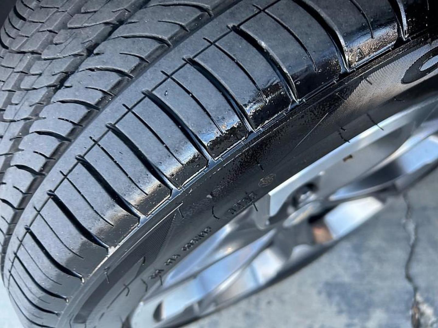 2023 GRAY Chevrolet Malibu (1G1ZD5ST2PF) with an 4-Cyl Turbo 1.5 Liter engine, Automatic CVT transmission, located at 412 Auto Vista Drive, Palmdale, CA, 93551, (661) 945-0620, 34.592636, -118.136681 - Photo#16