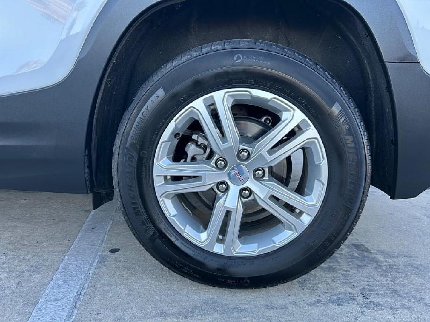 2024 WHITE GMC Terrain (3GKALMEG8RL) with an 4-Cyl Turbo 1.5 Liter engine, Automatic 9-Spd transmission, located at 412 Auto Vista Drive, Palmdale, CA, 93551, (661) 945-0620, 34.592636, -118.136681 - Photo#9