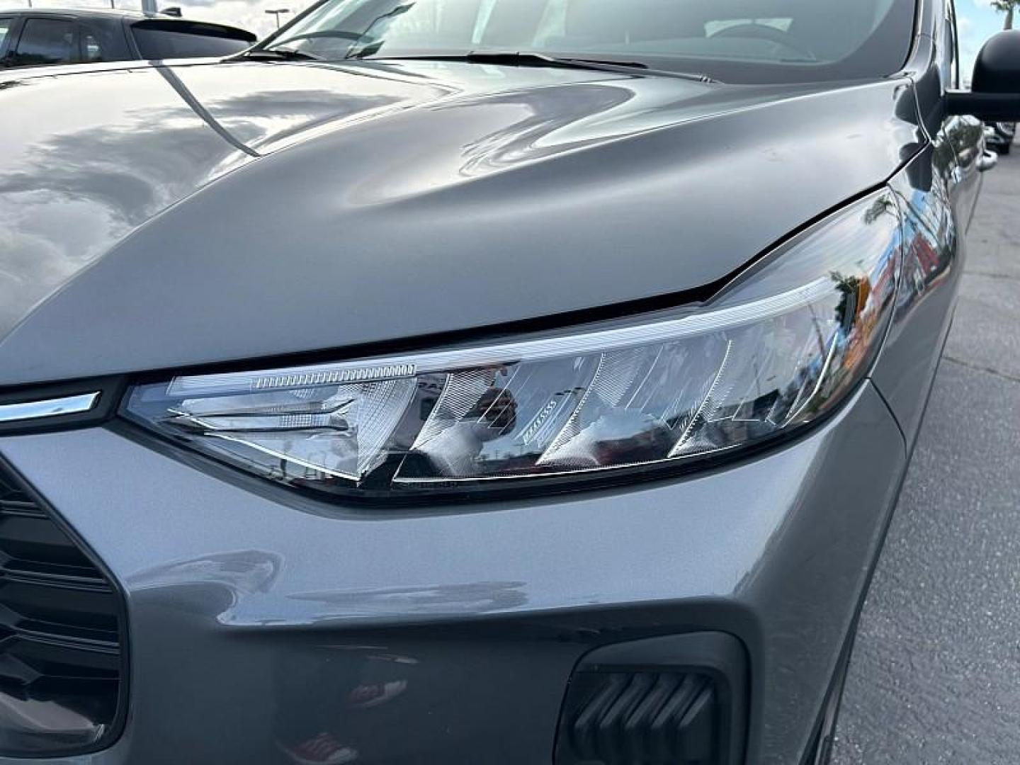 2025 GRAY Ford Escape (1FMCU9MN5SU) with an 3-Cyl EcoBoost Turbo 1.5 Liter engine, Automatic 8-Spd transmission, located at 412 Auto Vista Drive, Palmdale, CA, 93551, (661) 945-0620, 34.592636, -118.136681 - Photo#15