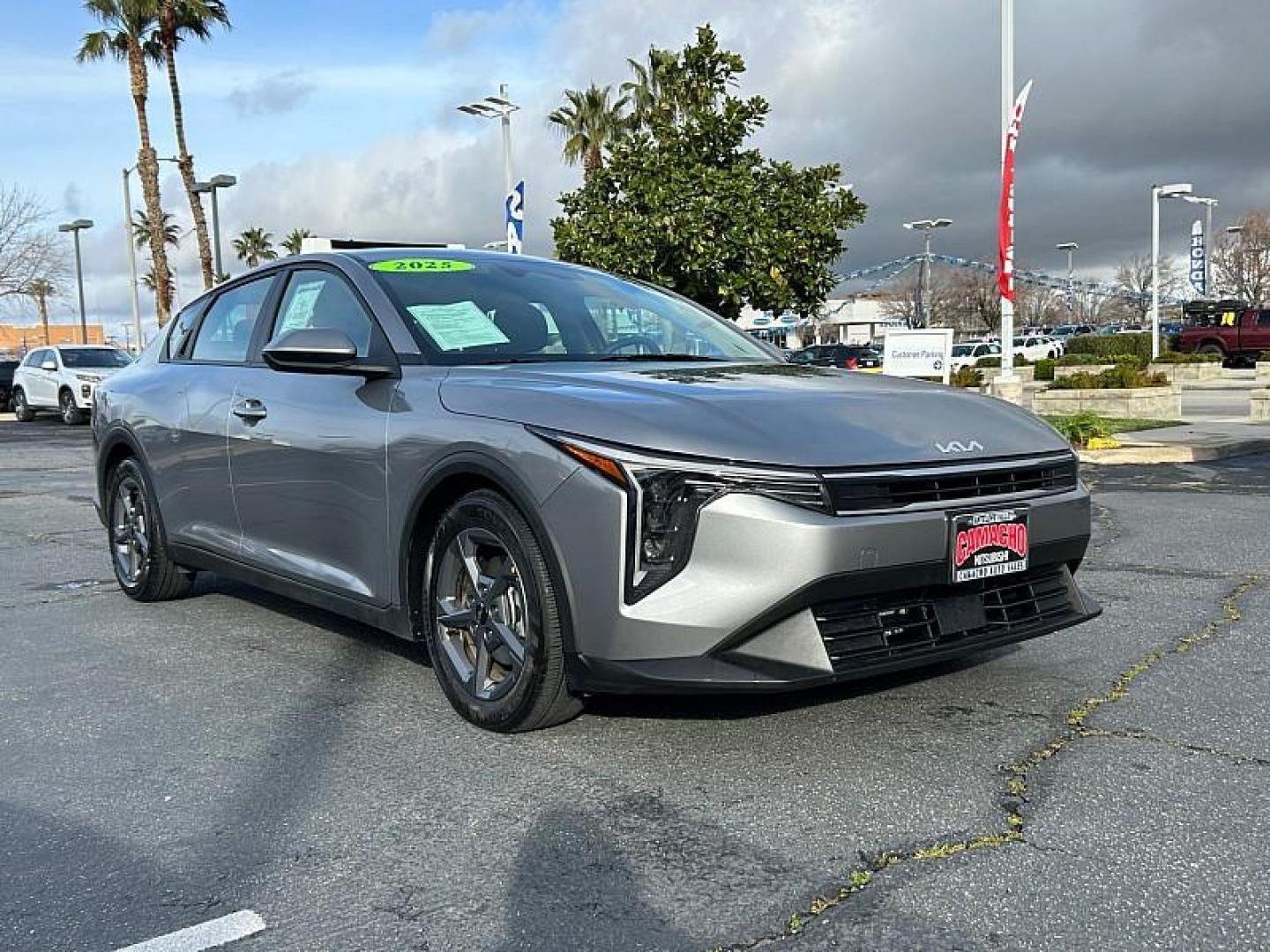 2025 GRAY Kia K4 (3KPFT4DE4SE) with an 4-Cyl 2.0 Liter engine, Automatic IVT transmission, located at 412 Auto Vista Drive, Palmdale, CA, 93551, (661) 945-0620, 34.592636, -118.136681 - Photo#0