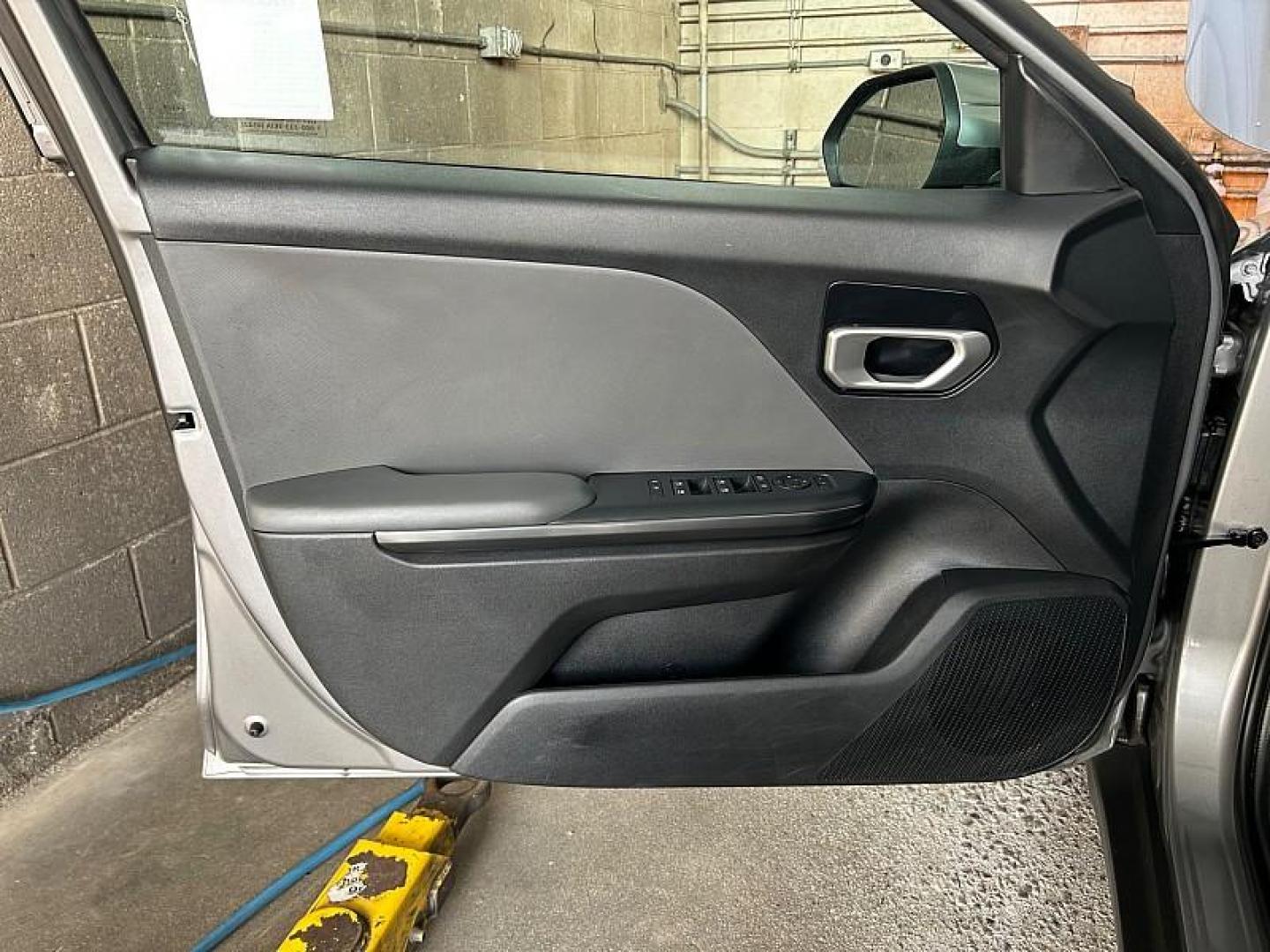 2025 GRAY Kia K4 (3KPFT4DE4SE) with an 4-Cyl 2.0 Liter engine, Automatic IVT transmission, located at 412 Auto Vista Drive, Palmdale, CA, 93551, (661) 945-0620, 34.592636, -118.136681 - Photo#9