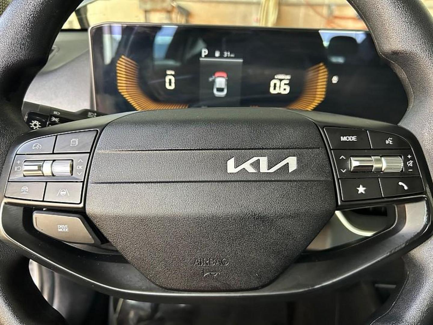 2025 GRAY Kia K4 (3KPFT4DE4SE) with an 4-Cyl 2.0 Liter engine, Automatic IVT transmission, located at 412 Auto Vista Drive, Palmdale, CA, 93551, (661) 945-0620, 34.592636, -118.136681 - Photo#14