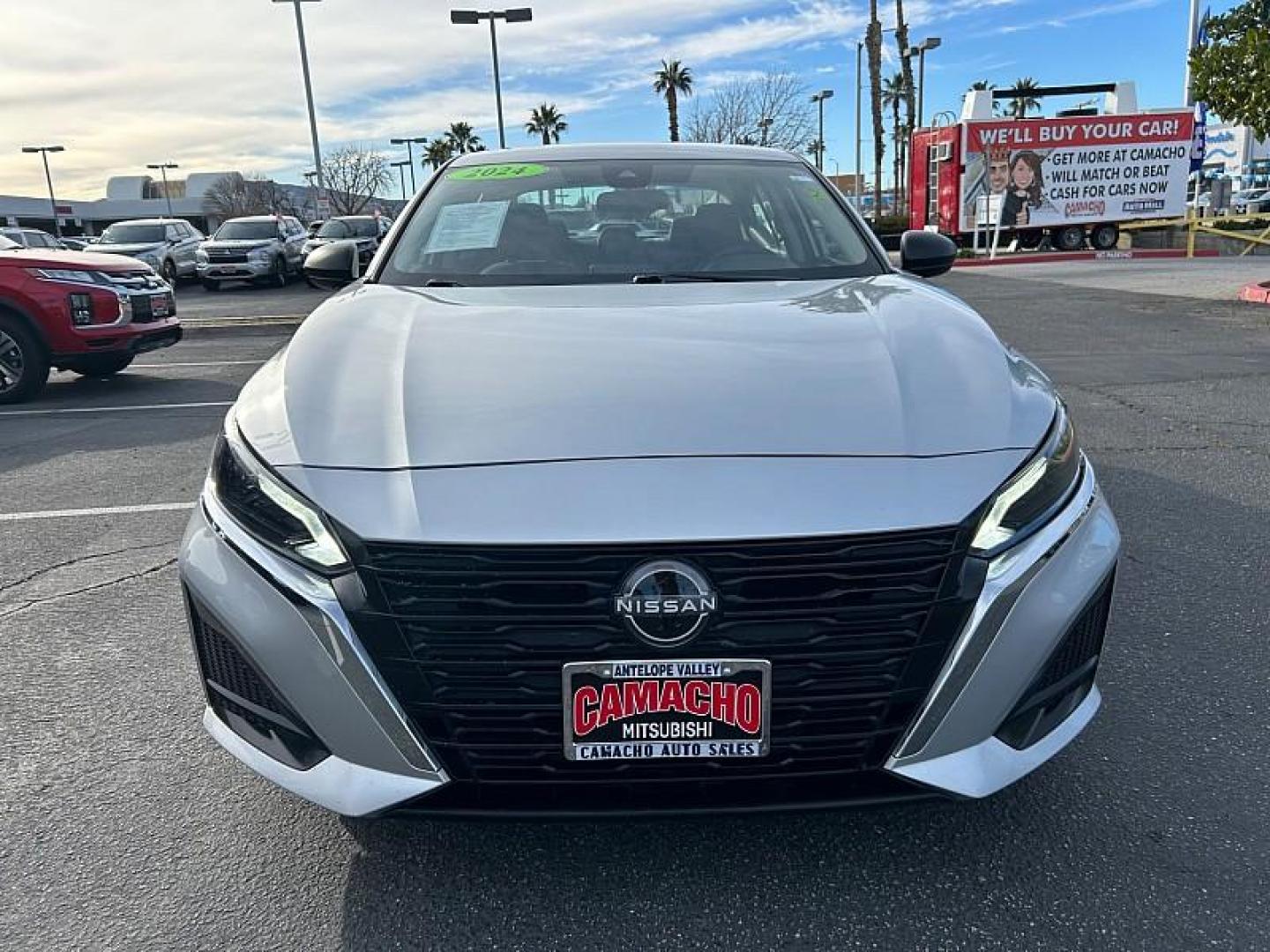 2024 SILVER Nissan Altima (1N4BL4DV2RN) with an 4-Cyl 2.5 Liter engine, Automatic Xtronic CVT transmission, located at 412 Auto Vista Drive, Palmdale, CA, 93551, (661) 945-0620, 34.592636, -118.136681 - Photo#2