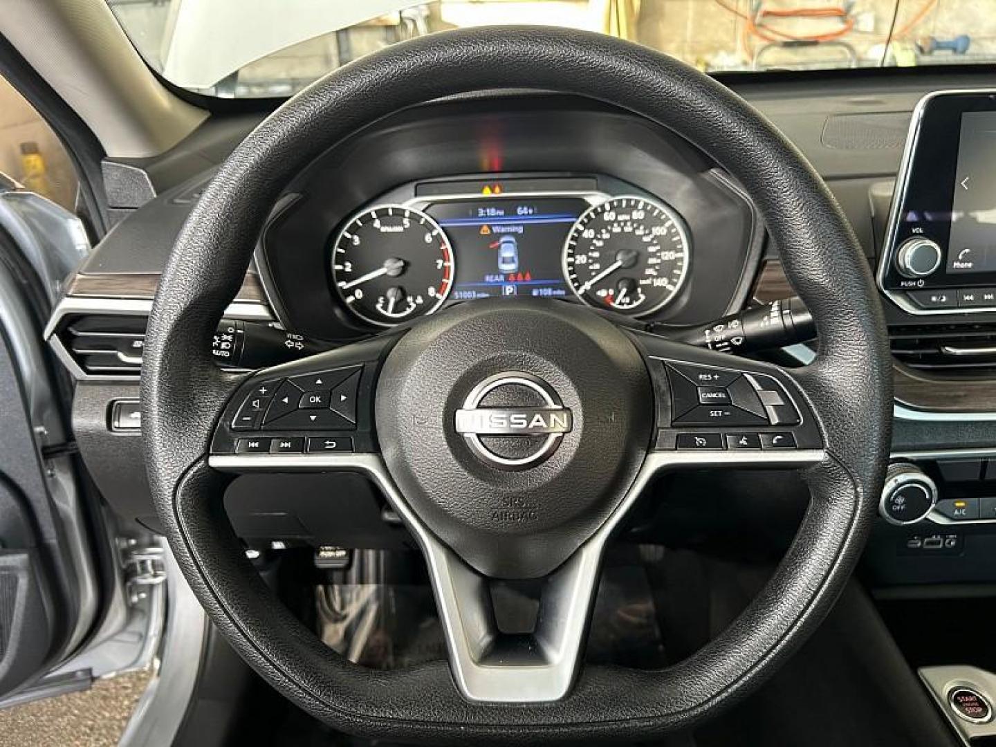 2024 SILVER Nissan Altima (1N4BL4DV2RN) with an 4-Cyl 2.5 Liter engine, Automatic Xtronic CVT transmission, located at 412 Auto Vista Drive, Palmdale, CA, 93551, (661) 945-0620, 34.592636, -118.136681 - Photo#23