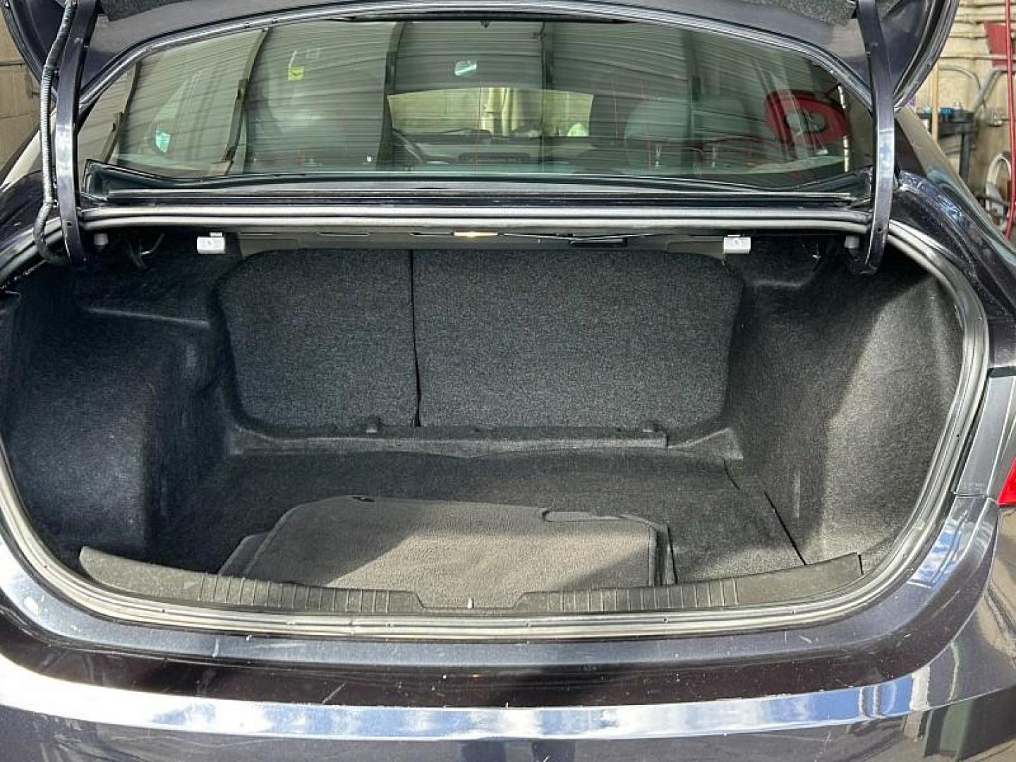 2023 GRAY Chevrolet Malibu (1G1ZD5STXPF) with an 4-Cyl Turbo 1.5 Liter engine, Automatic CVT transmission, located at 412 Auto Vista Drive, Palmdale, CA, 93551, (661) 945-0620, 34.592636, -118.136681 - Photo#25