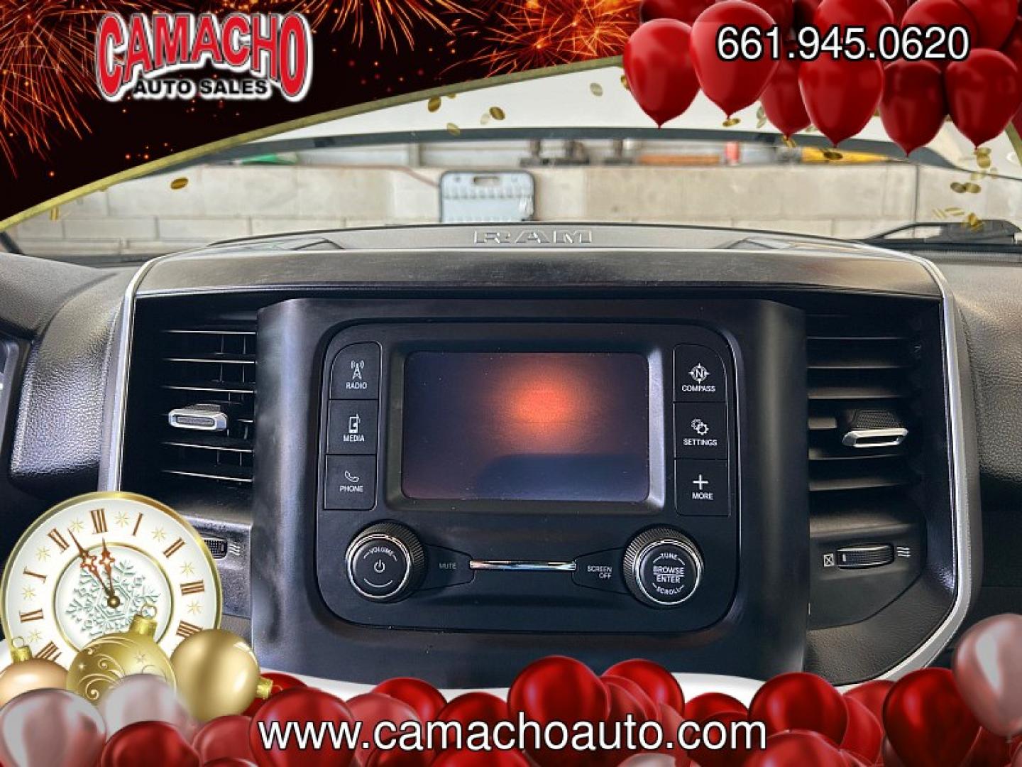 2022 WHITE Ram 1500 2WD (1C6RREFG8NN) with an 6-Cyl 3.6 Liter engine, Automatic 8-Spd transmission, located at 412 Auto Vista Drive, Palmdale, CA, 93551, (661) 945-0620, 34.592636, -118.136681 - Photo#21