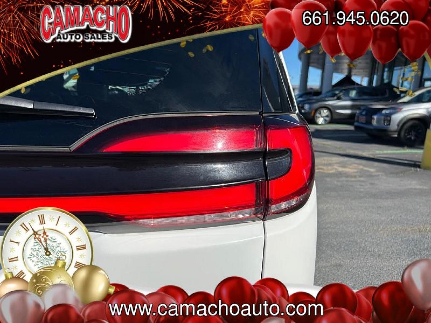 2022 WHITE Chrysler Pacifica (2C4RC1BG5NR) with an V6 3.6 Liter engine, Automatic 9-Spd transmission, located at 412 Auto Vista Drive, Palmdale, CA, 93551, (661) 945-0620, 34.592636, -118.136681 - Photo#17