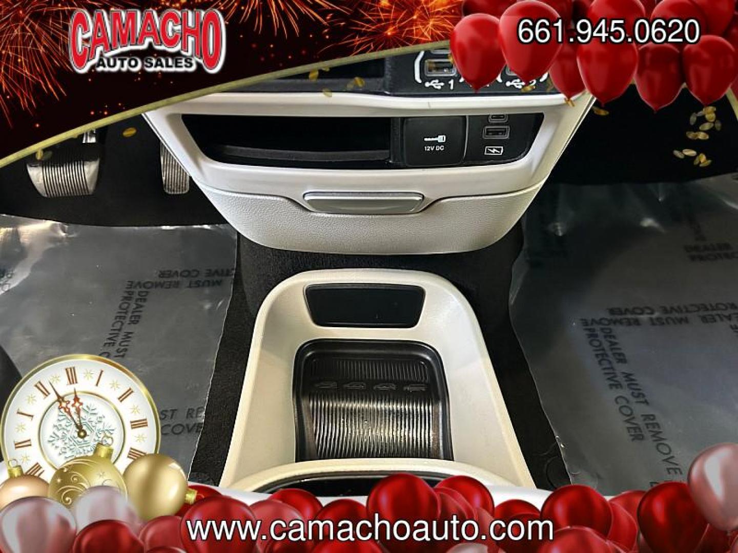 2022 WHITE Chrysler Pacifica (2C4RC1BG5NR) with an V6 3.6 Liter engine, Automatic 9-Spd transmission, located at 412 Auto Vista Drive, Palmdale, CA, 93551, (661) 945-0620, 34.592636, -118.136681 - Photo#25
