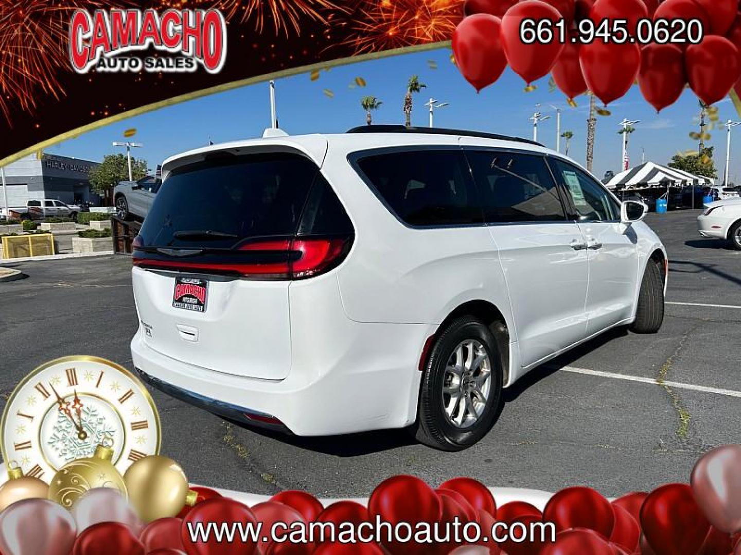 2022 WHITE Chrysler Pacifica (2C4RC1BG5NR) with an V6 3.6 Liter engine, Automatic 9-Spd transmission, located at 412 Auto Vista Drive, Palmdale, CA, 93551, (661) 945-0620, 34.592636, -118.136681 - Photo#3
