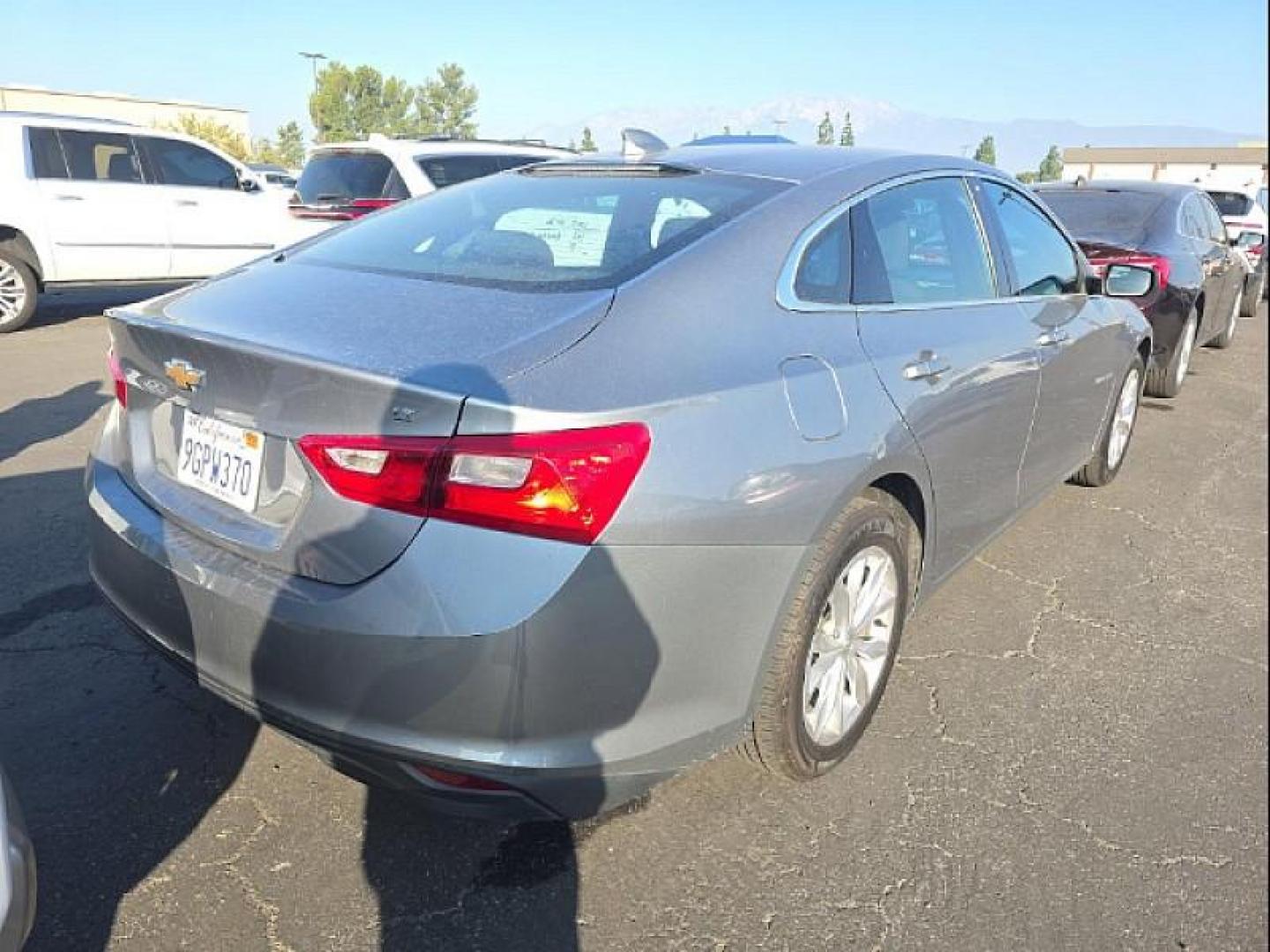 2023 GRAY Chevrolet Malibu (1G1ZD5ST9PF) with an 4-Cyl Turbo 1.5 Liter engine, Automatic CVT transmission, located at 412 Auto Vista Drive, Palmdale, CA, 93551, (661) 945-0620, 34.592636, -118.136681 - Photo#2