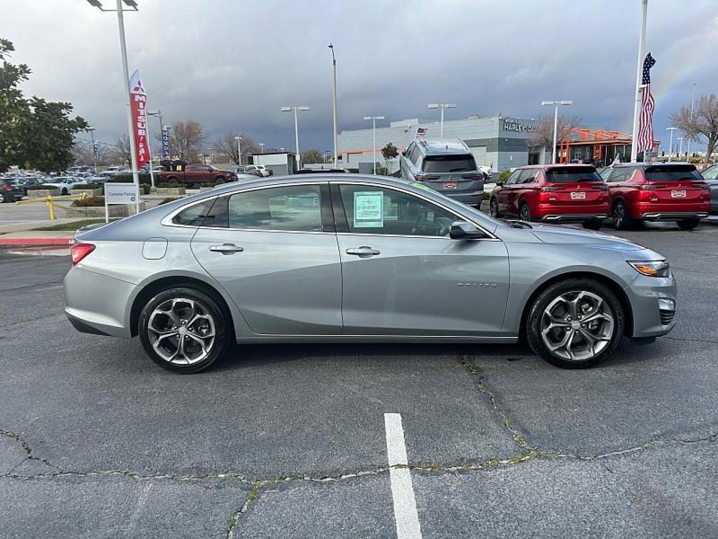 2024 GRAY Chevrolet Malibu (1G1ZD5ST4RF) with an 4-Cyl Turbo 1.5 Liter engine, Automatic CVT transmission, located at 412 Auto Vista Drive, Palmdale, CA, 93551, (661) 945-0620, 34.592636, -118.136681 - Photo#10