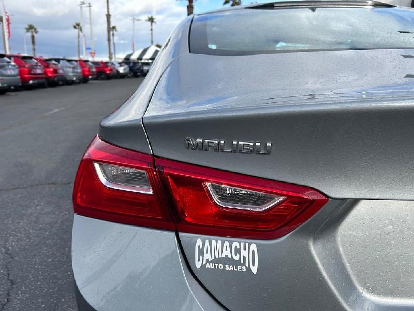 2024 GRAY Chevrolet Malibu (1G1ZD5ST4RF) with an 4-Cyl Turbo 1.5 Liter engine, Automatic CVT transmission, located at 412 Auto Vista Drive, Palmdale, CA, 93551, (661) 945-0620, 34.592636, -118.136681 - Photo#12