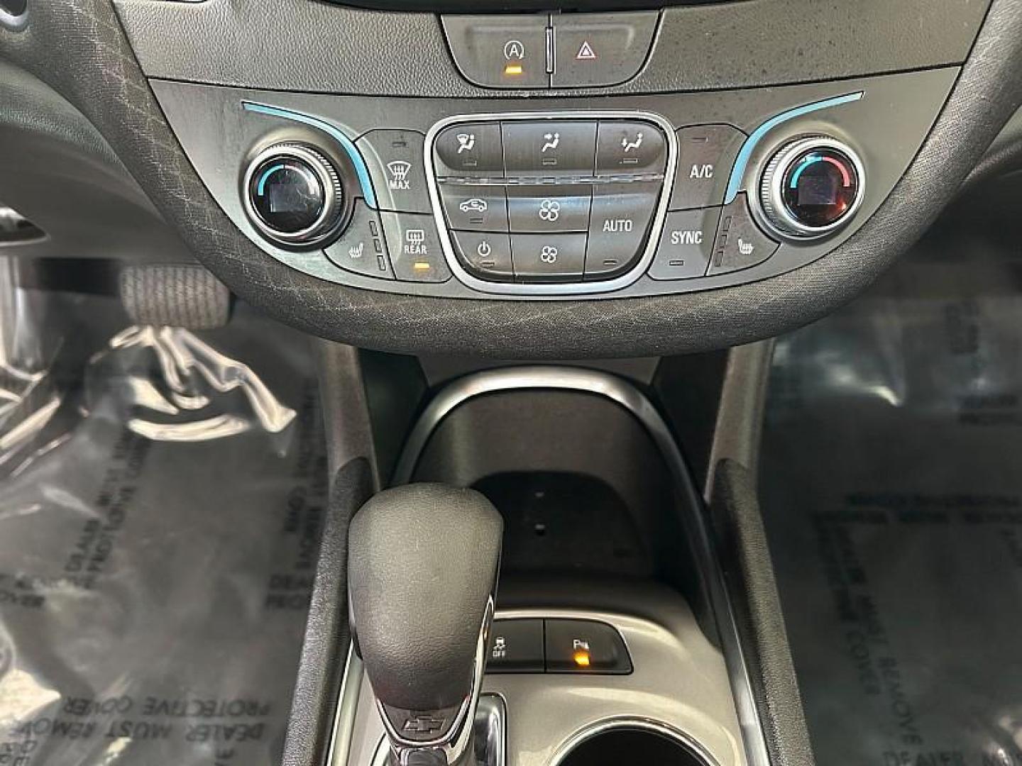 2024 GRAY Chevrolet Malibu (1G1ZD5ST4RF) with an 4-Cyl Turbo 1.5 Liter engine, Automatic CVT transmission, located at 412 Auto Vista Drive, Palmdale, CA, 93551, (661) 945-0620, 34.592636, -118.136681 - Photo#19