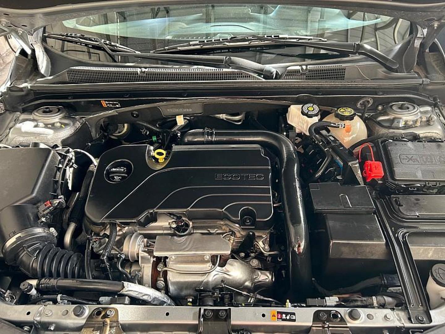 2024 GRAY Chevrolet Malibu (1G1ZD5ST4RF) with an 4-Cyl Turbo 1.5 Liter engine, Automatic CVT transmission, located at 412 Auto Vista Drive, Palmdale, CA, 93551, (661) 945-0620, 34.592636, -118.136681 - Photo#31