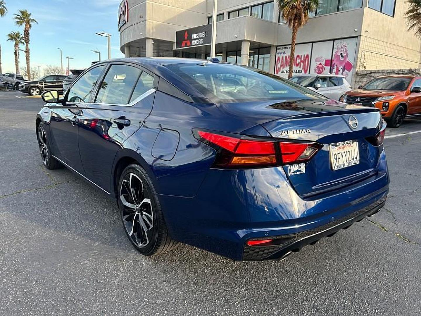 2023 BLUE Nissan Altima (1N4BL4CV5PN) with an 4-Cyl 2.5 Liter engine, Automatic Xtronic CVT transmission, located at 412 Auto Vista Drive, Palmdale, CA, 93551, (661) 945-0620, 34.592636, -118.136681 - Photo#2