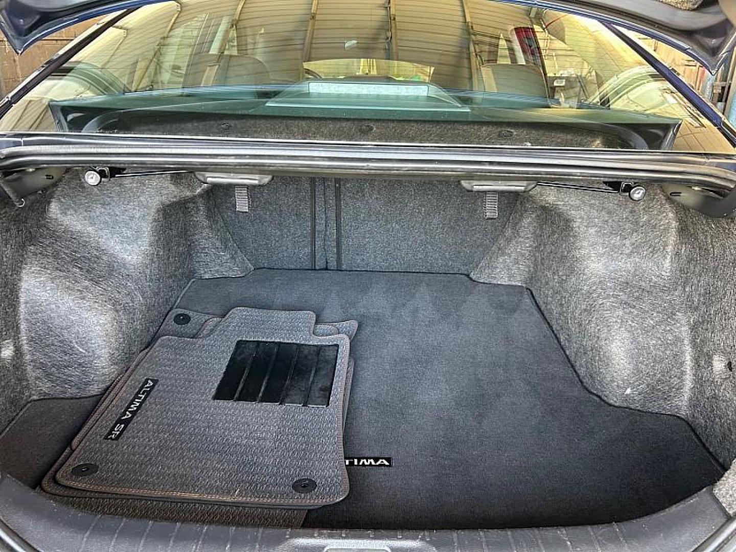 2023 BLUE Nissan Altima (1N4BL4CV5PN) with an 4-Cyl 2.5 Liter engine, Automatic Xtronic CVT transmission, located at 412 Auto Vista Drive, Palmdale, CA, 93551, (661) 945-0620, 34.592636, -118.136681 - Photo#23